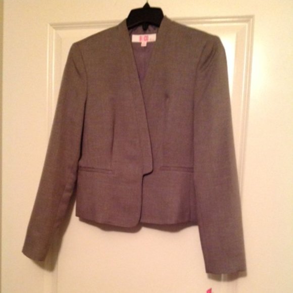 NINE & CO. Taupe Jacket - Size 6 - Picture 1 of 3